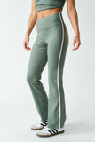 Sculpted High-waist Flare Legging